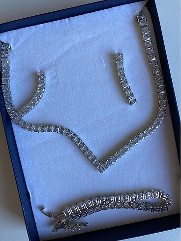 Swarovski su yolu takı seti