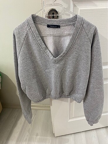 Crop Sweatshirt