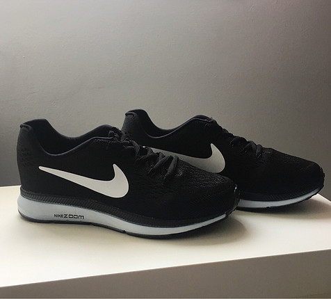 Nike Spor Ayakkabısı