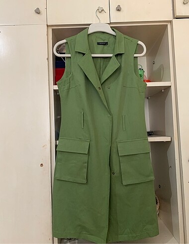 V yaka 38 beden asker yeşili kısa elbise