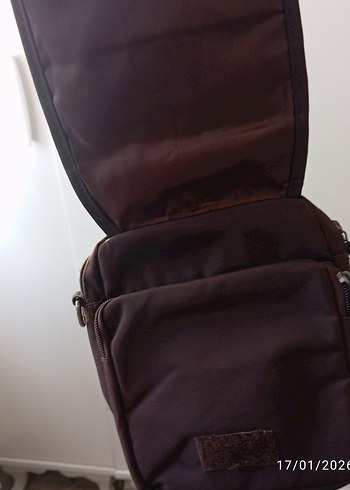 Kahverengi Fermuarlı Erkek Omuz Çantası - Görsel 3