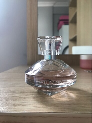 Avon Luminata parfüm