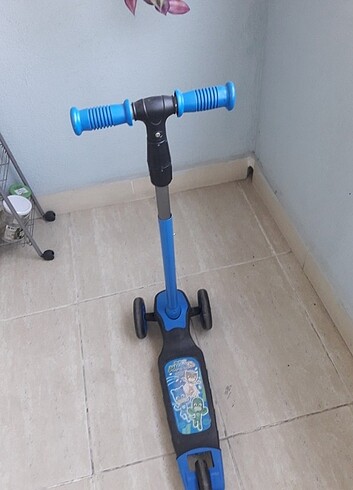  Beden mavi Renk Scooter