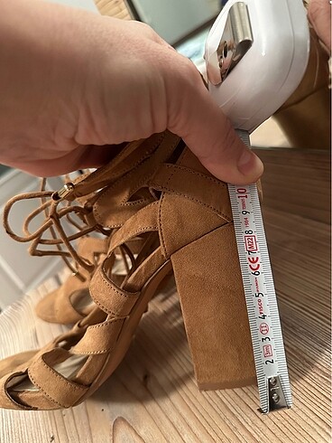 Bershka Kadın topuklu ayakkabı sandalet