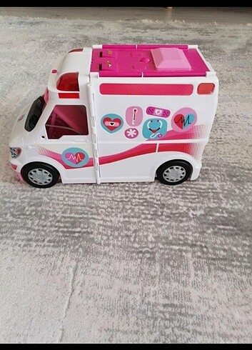 Beden Renk Barbie Ambulans