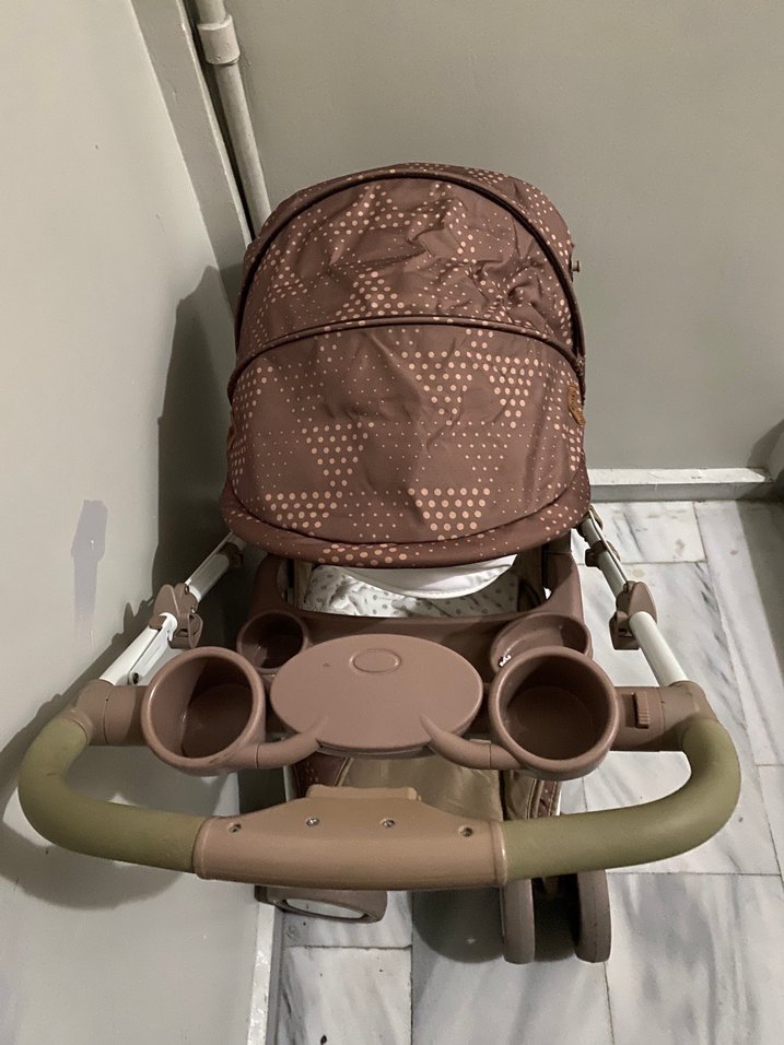 Kahverengi Bebek Arabası - Görsel 3