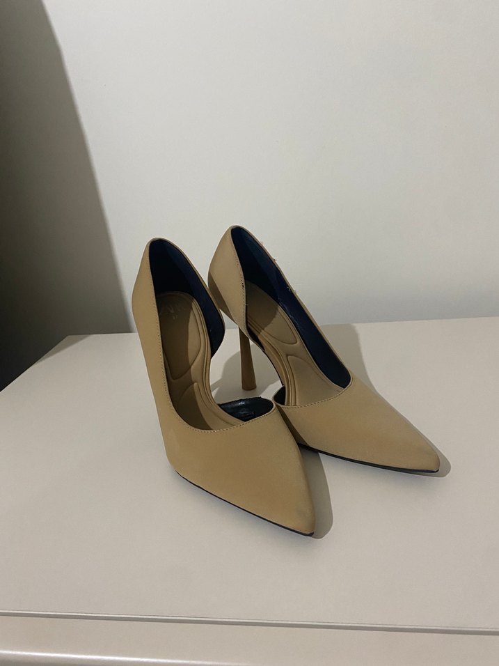 Bej Minimalist Stiletto Topuklu Kadın Ayakkabı - Görsel 4