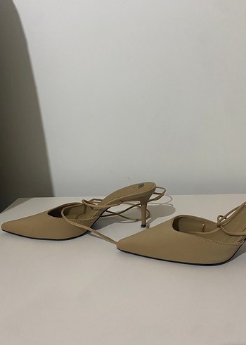 ZARA Bej İnce Topuklu Kadın Sandalet - Görsel 4