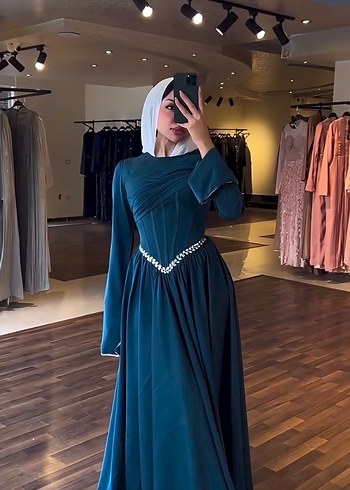 Uzun Kollu Turkuaz İşlemeli Abiye Elbise - Görsel 2