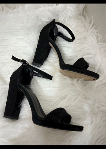 Platformlu topuklu ayakkabı - Görsel 3