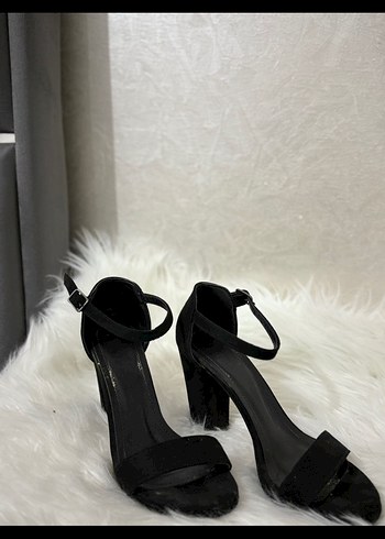 Platformlu topuklu ayakkabı - Görsel 4