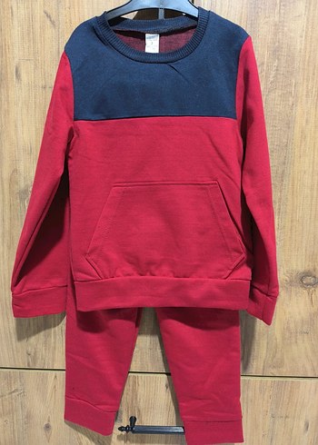 Action Baby Carries 4 Yaş