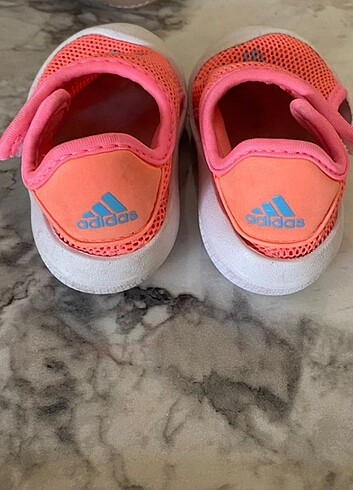 Adidas Adidas sandalet 19 numara 