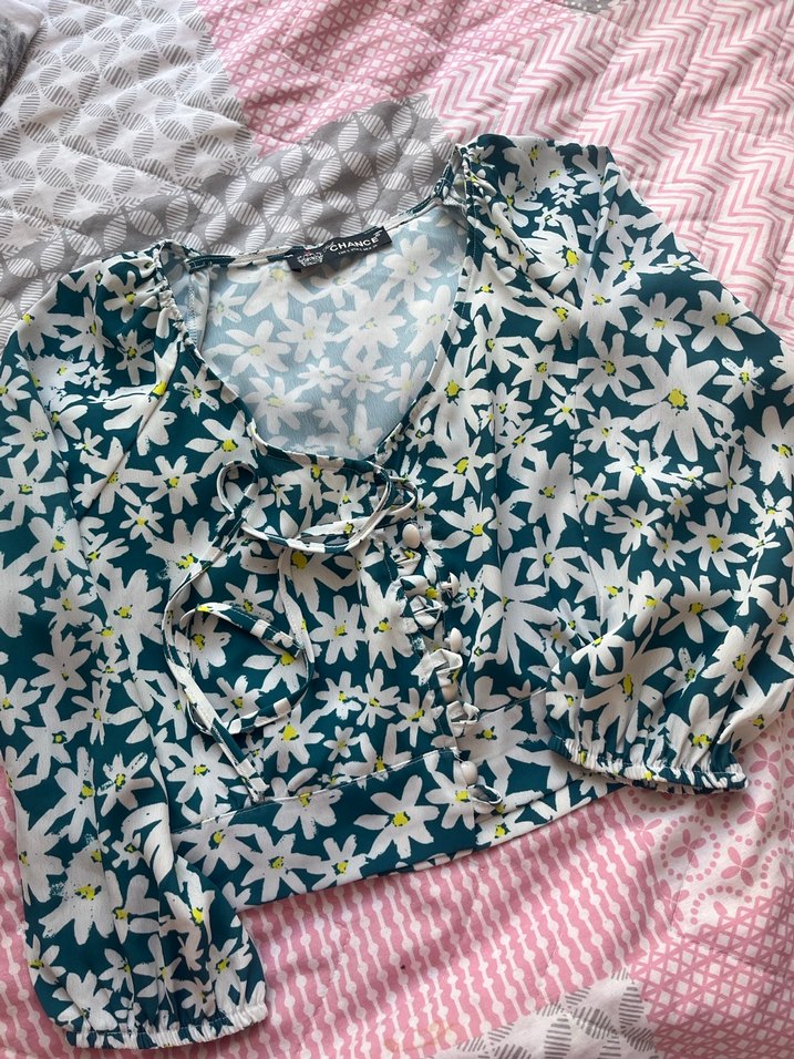 Çiçek cıvıltılı petrol mavisi bluz - Görsel 4