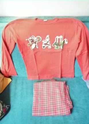 Markasız Ürün pijama takımı