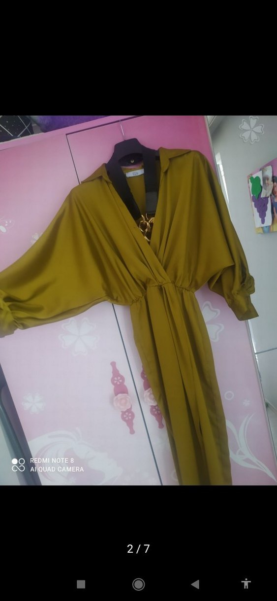 Parlak Haki Kuşaklı Uzun Kadın Elbise - Görsel 3