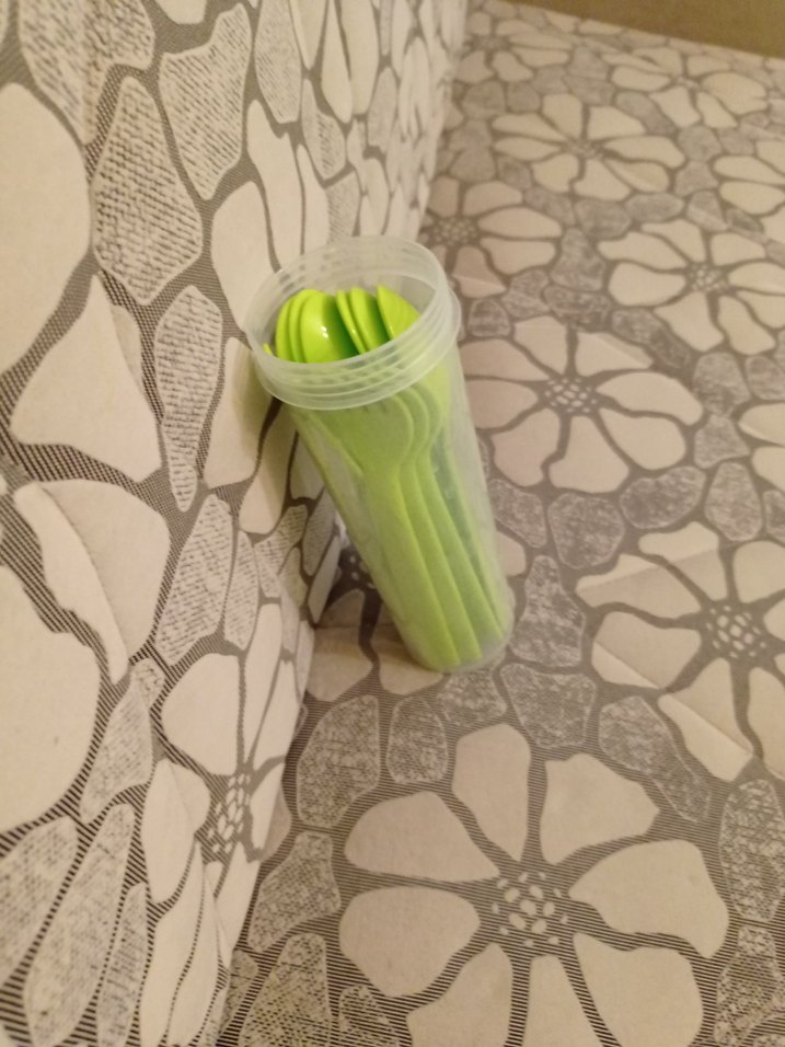 Yeşil Renkli Plastik Çatal Kaşık Seti - Görsel 2