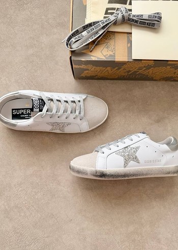 Golden Goose Deluxe 39