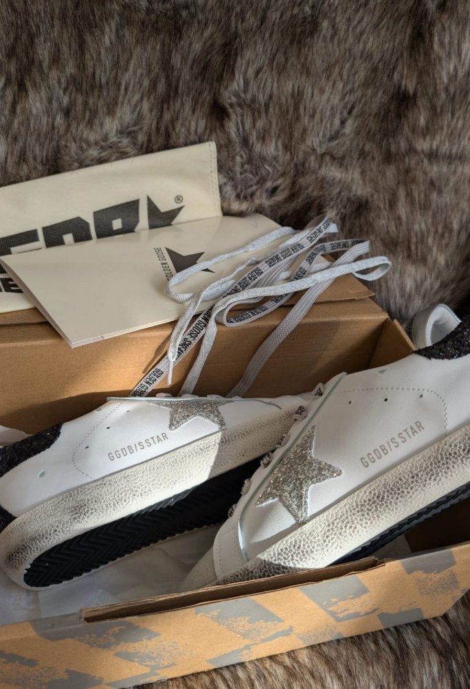 Kadın Beyaz Spor Ayakkabı Simli Yıldız Detaylı - Görsel 2