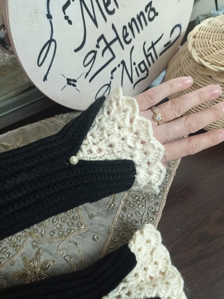 Dantel Detaylı Bohem Kadın Eldiveni - Görsel 3