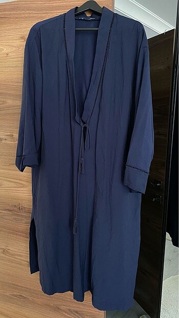 Defacto Kimono