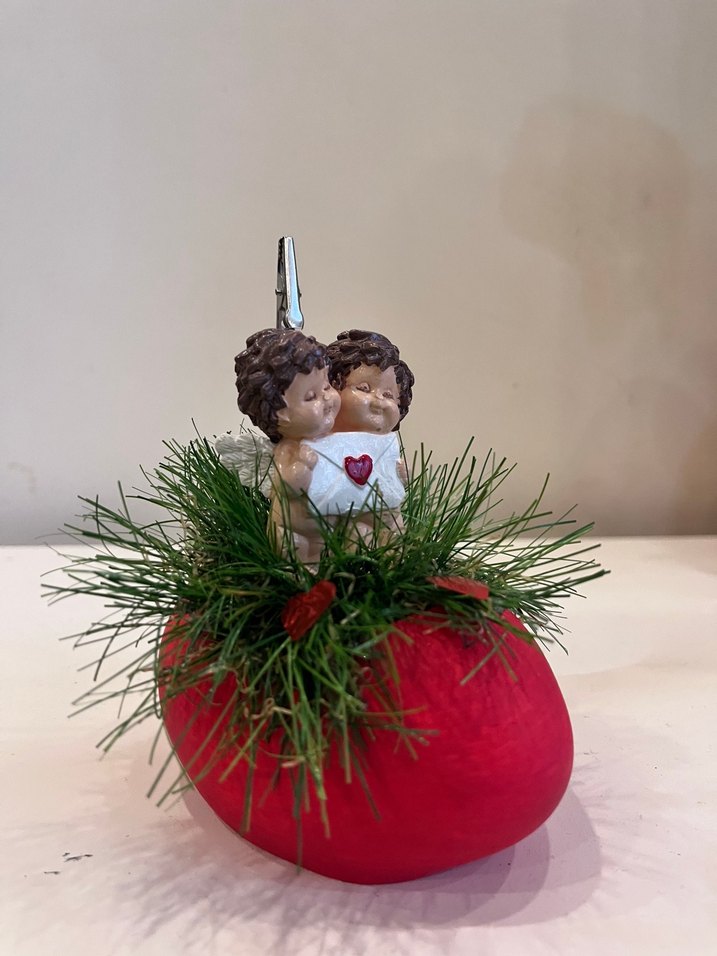 Kırmızı Yuvarlak Tabanlı Sevimli Çift Biblo - Görsel 2