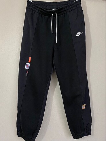 nike paraşüt kumaş kadın eşofman altı