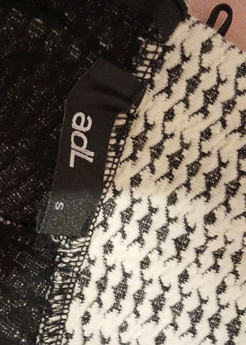 Desenli Bej Uzun Triko Elbise - Görsel 4