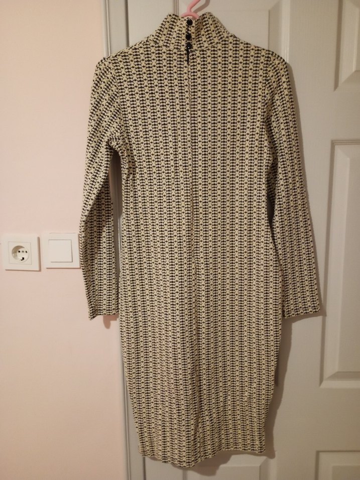 Desenli Bej Uzun Triko Elbise - Görsel 2