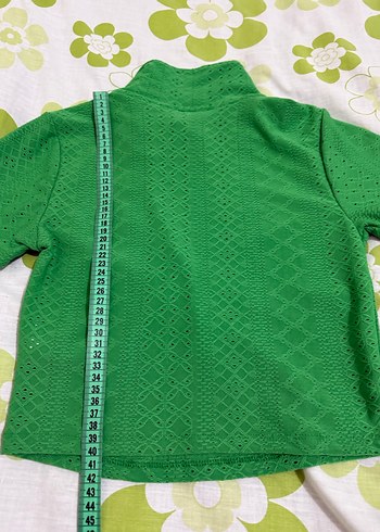 Dantel Detaylı Yeşil Kız Bluzu - Görsel 4