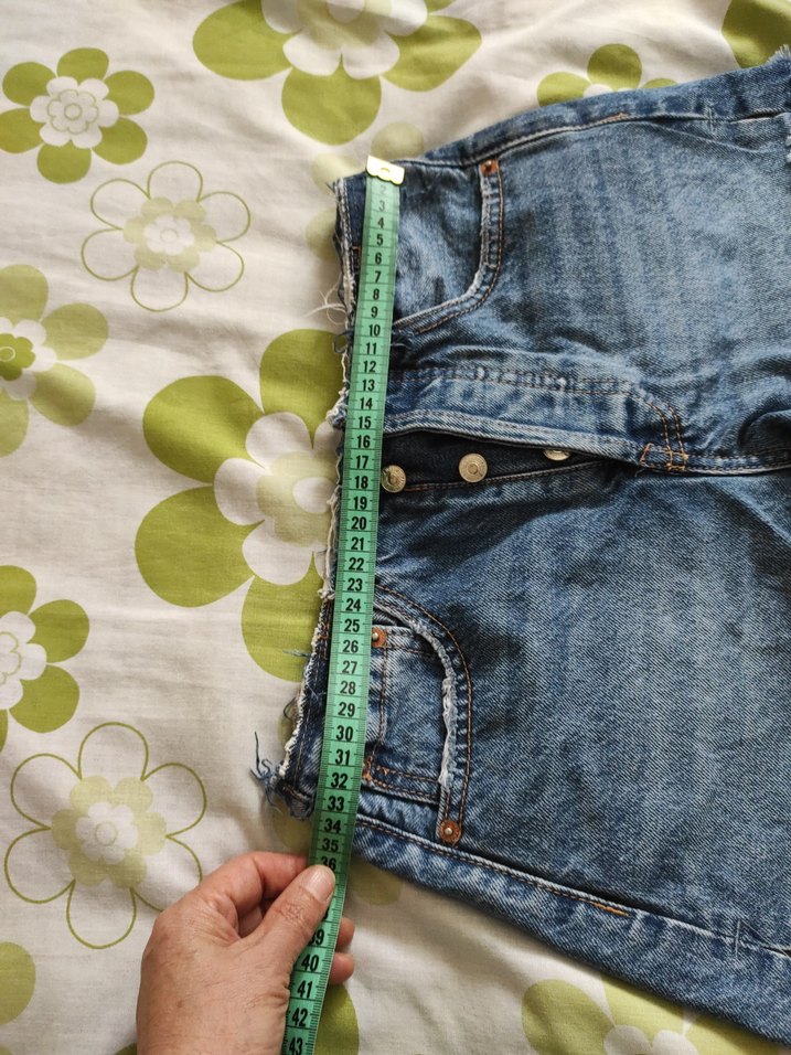 Düğmeli Kot Mini Şort - Gevşek Kesim - Görsel 5