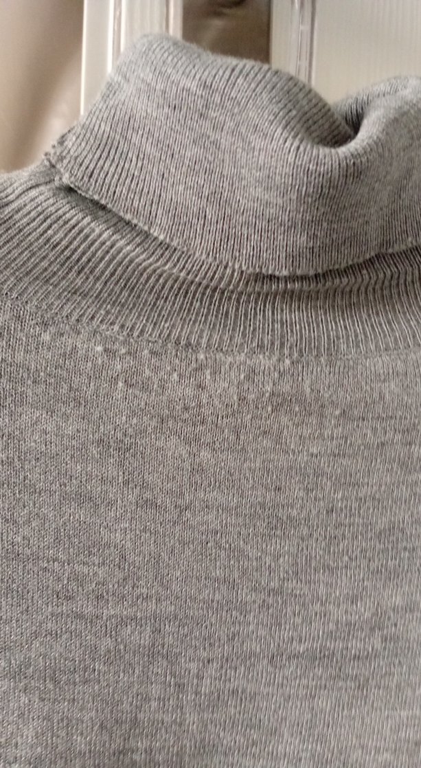 Gri Boğazlı Kadın Kazak - Görsel 2