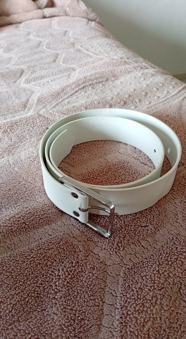 Beyaz Deri Tokalı Kadın Kemer - Görsel 2