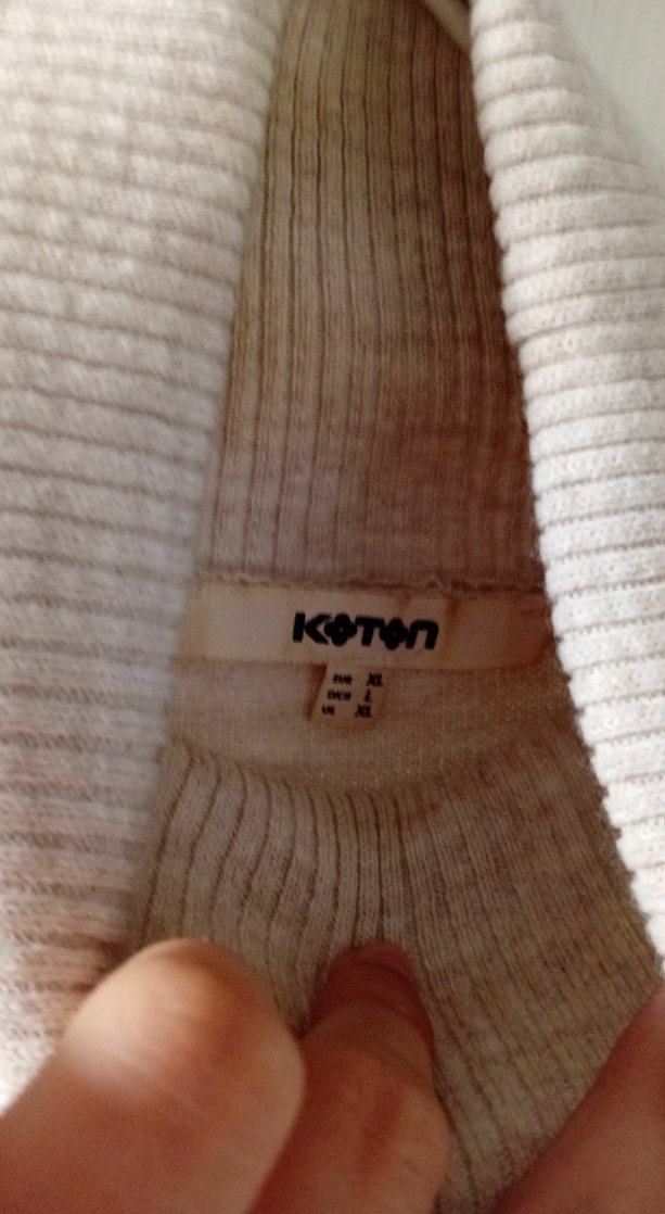 Bej Boğazlı Kadın Triko Kazak - Görsel 3