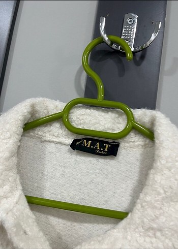 Zara Düğmeli Beyaz Mini Kadın Kaban