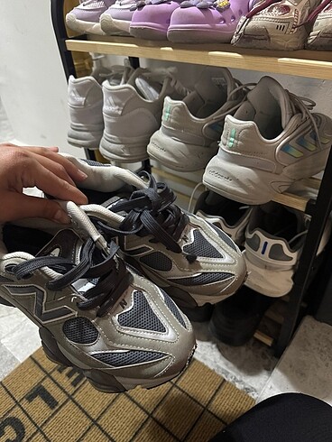 New Balance Neye balance ayakkabı