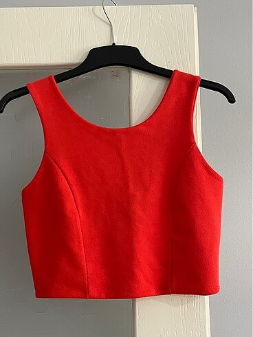 Halter Yaka crop