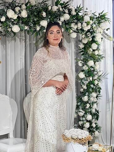 İşlemeli nişan nikah elbisesi