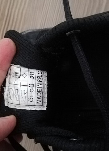 38 Beden Spor ayakkabı