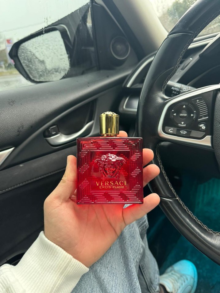 Versace Eros Flame Erkek Parfümü - Görsel 4