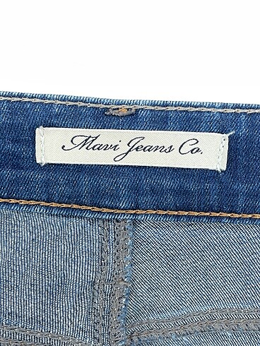 28 Beden mavi Renk Mavi Jeans Bermuda / Kapri %70 İndirimli.
