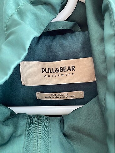 m Beden PULL&BEAR yağmurluk
