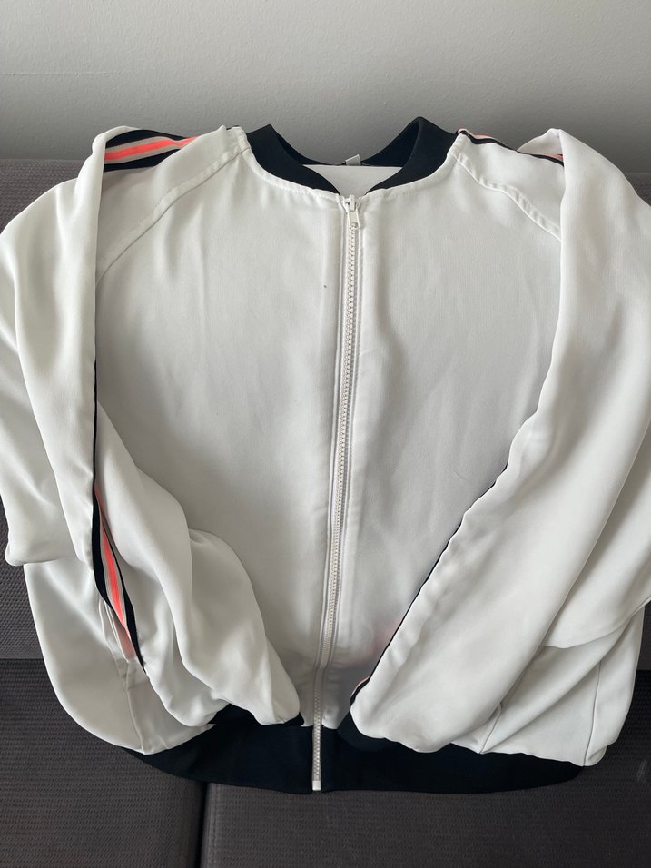 Zara TRF beyaz kadın hırka spor giyim - Görsel 2