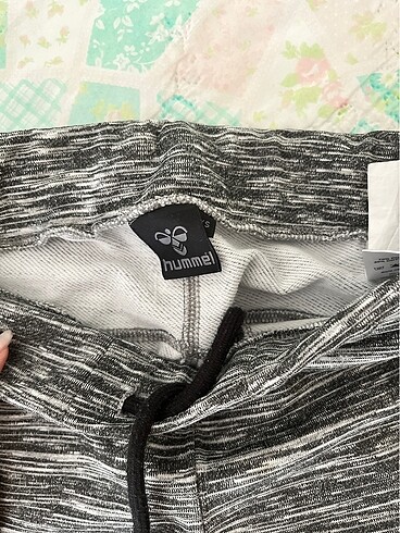 xs Beden Hummel Esofman