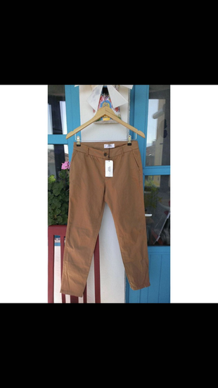 Mango Mango pantolon