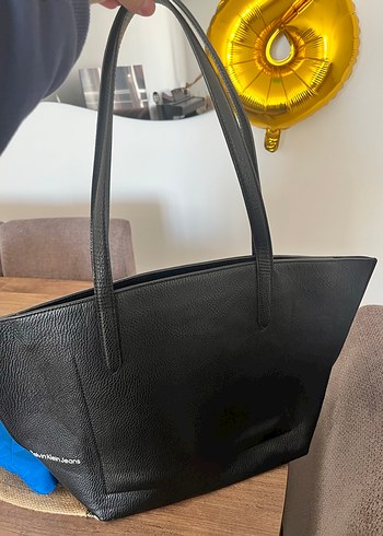 Calvin Klein Siyah Deri Kadın Omuz Çantası - Görsel 2