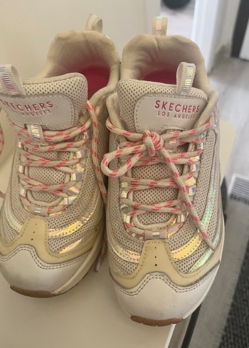 Skechers Beyaz Kadın Spor Ayakkabı - Görsel 2