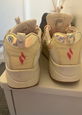 Skechers Beyaz Kadın Spor Ayakkabı - Görsel 4