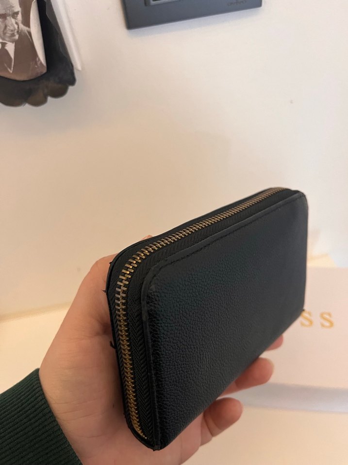 Siyah Deri GUESS Fermuarlı Kadın Cüzdanı - Görsel 2