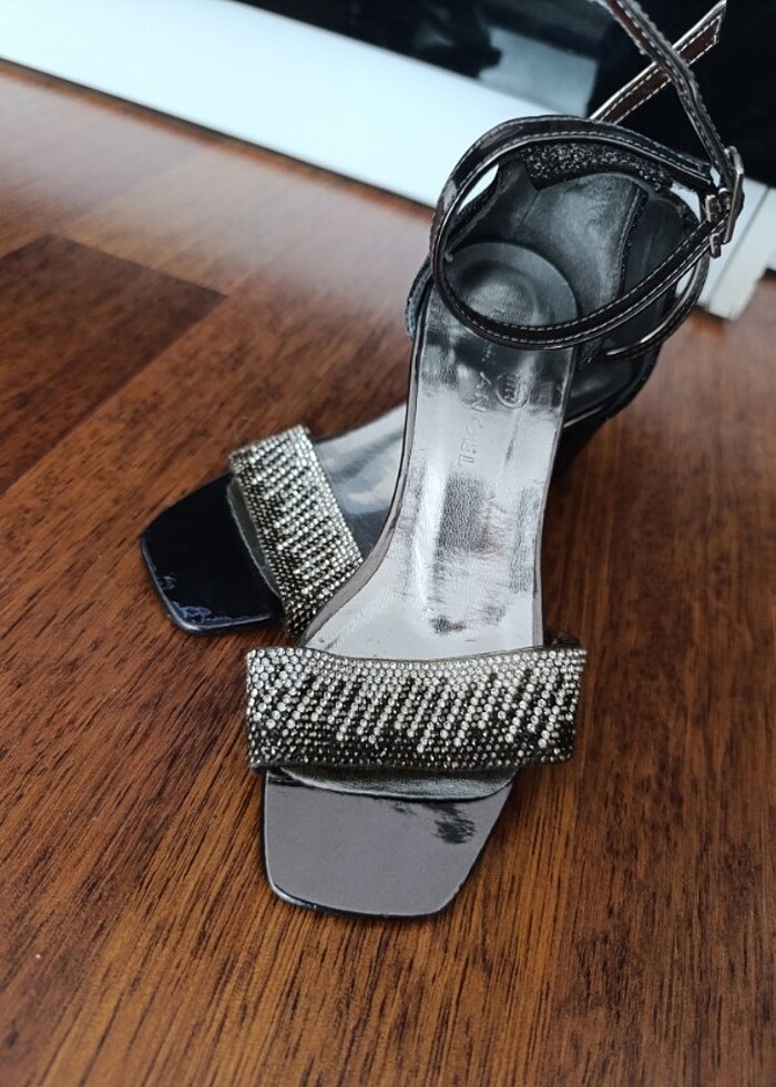 Çocuk abiye sandalet - Görsel 3